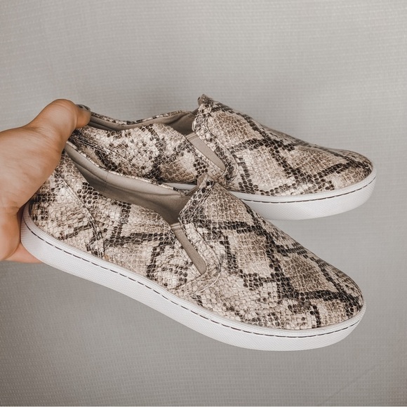 Clarks Shoes - Clarks Collection | Snakeskin Slip On Shoes 9 Sneaker